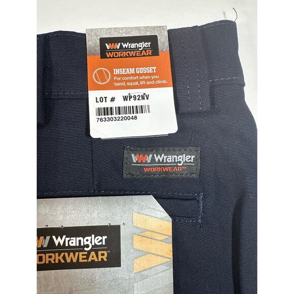 Wrangler Workwear Mens Size 34x12 Shorts Gusset Inseam Navy Flat Front - Picture 5 of 5